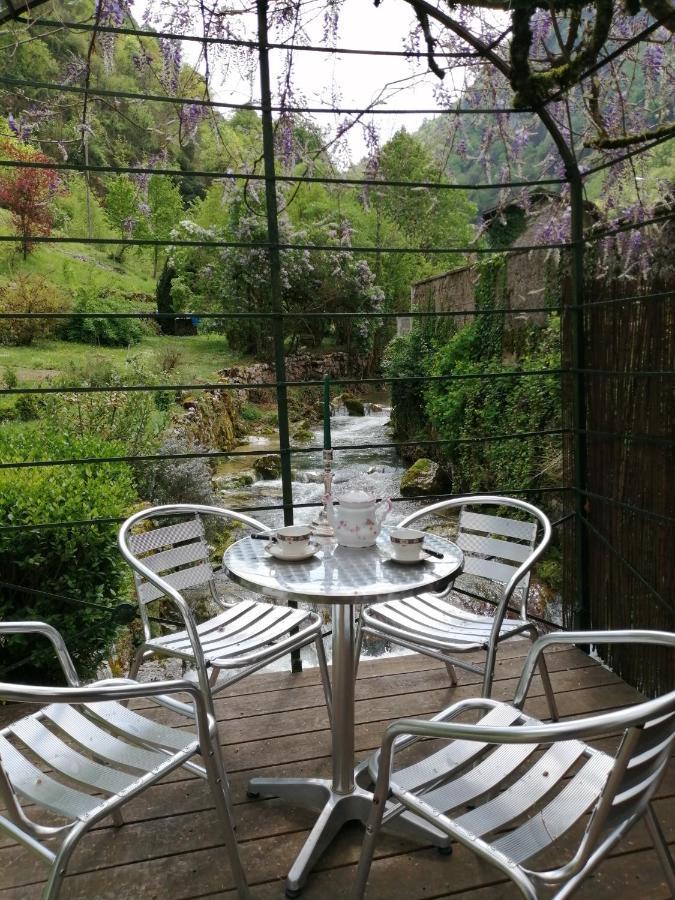 Bed and Breakfast Au Fil De L'Eau Cerdon  Экстерьер фото