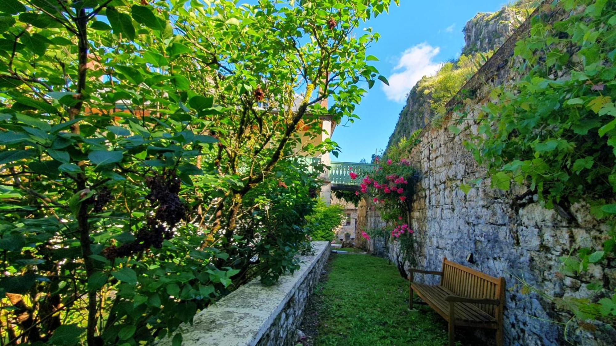 Bed and Breakfast Au Fil De L'Eau Cerdon  Экстерьер фото